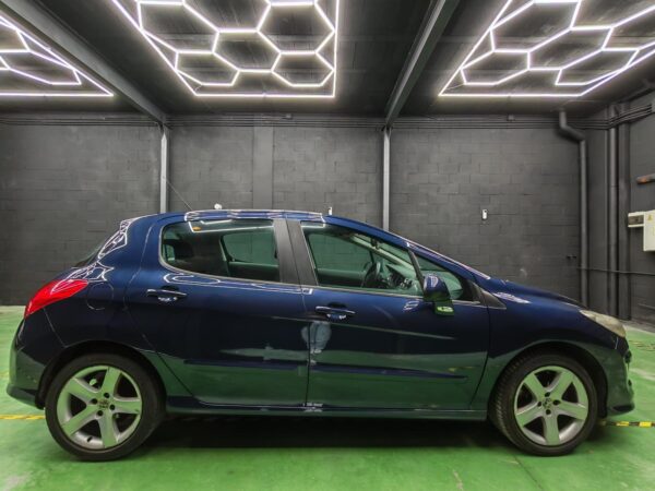 PEUGEOT 308 - 2.0HDI