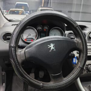 PEUGEOT 308 - 2.0HDI: imagen 11