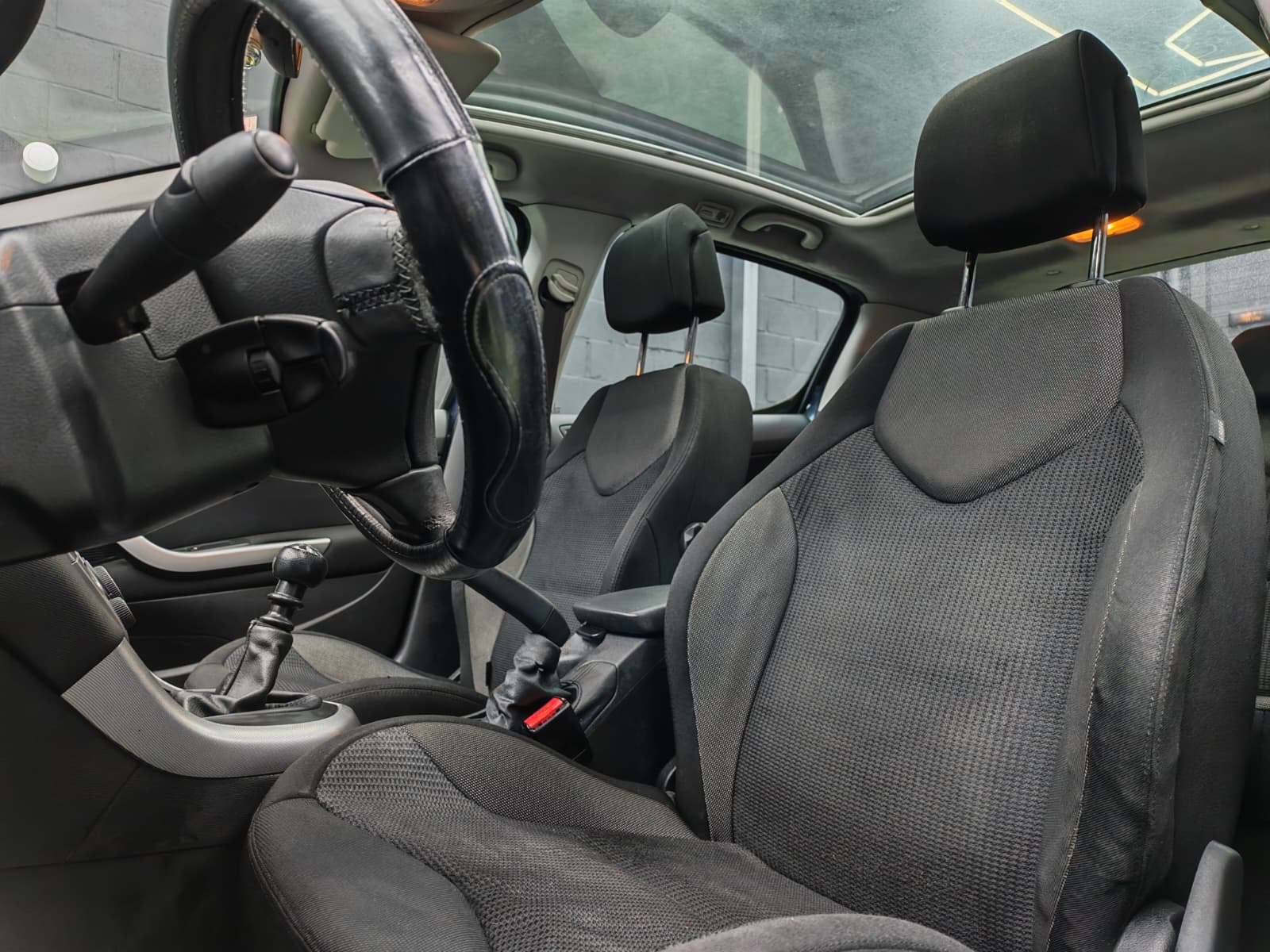 PEUGEOT 308 - 2.0HDI: imagen 10