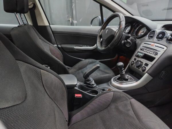 PEUGEOT 308 - 2.0HDI