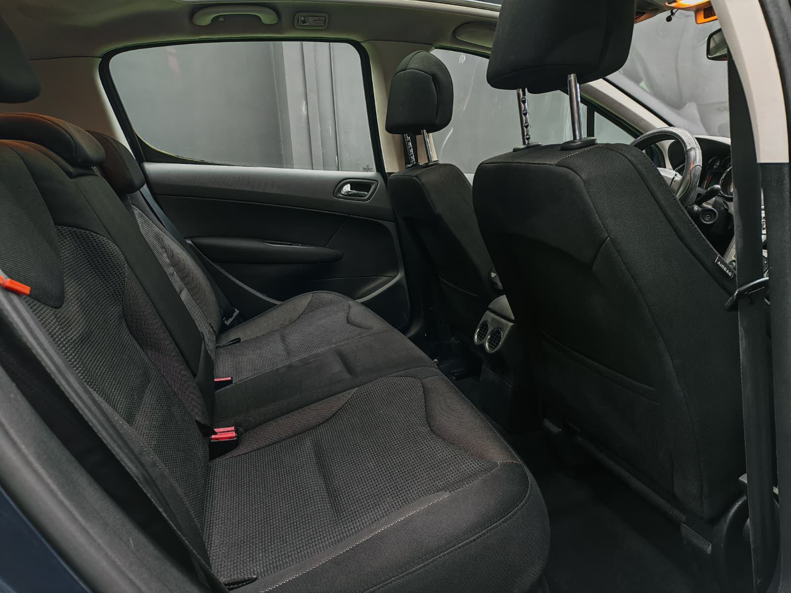 PEUGEOT 308 - 2.0HDI: imagen 16