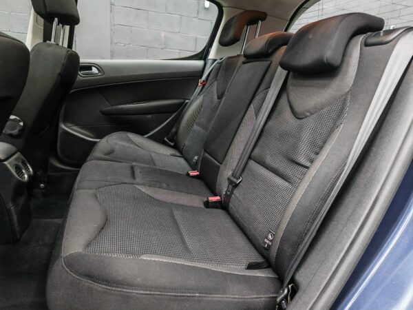 PEUGEOT 308 - 2.0HDI