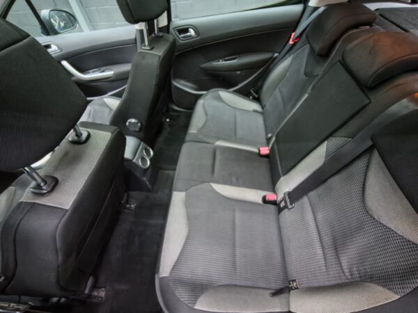 PEUGEOT 308 - 2.0HDI